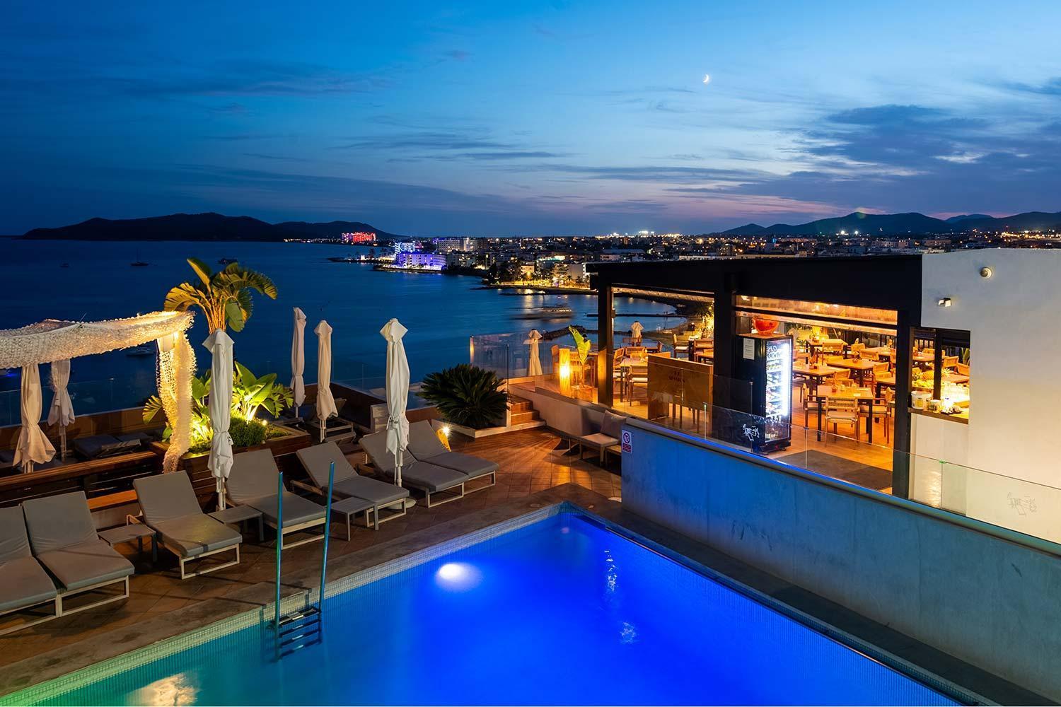 Apartahotel Cenit&apts. Sol Y Viento Ibiza