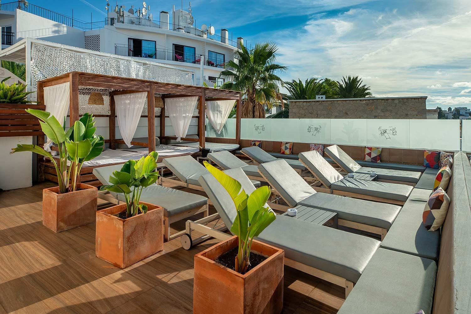 Cenit&apts. Sol Y Viento Ibiza