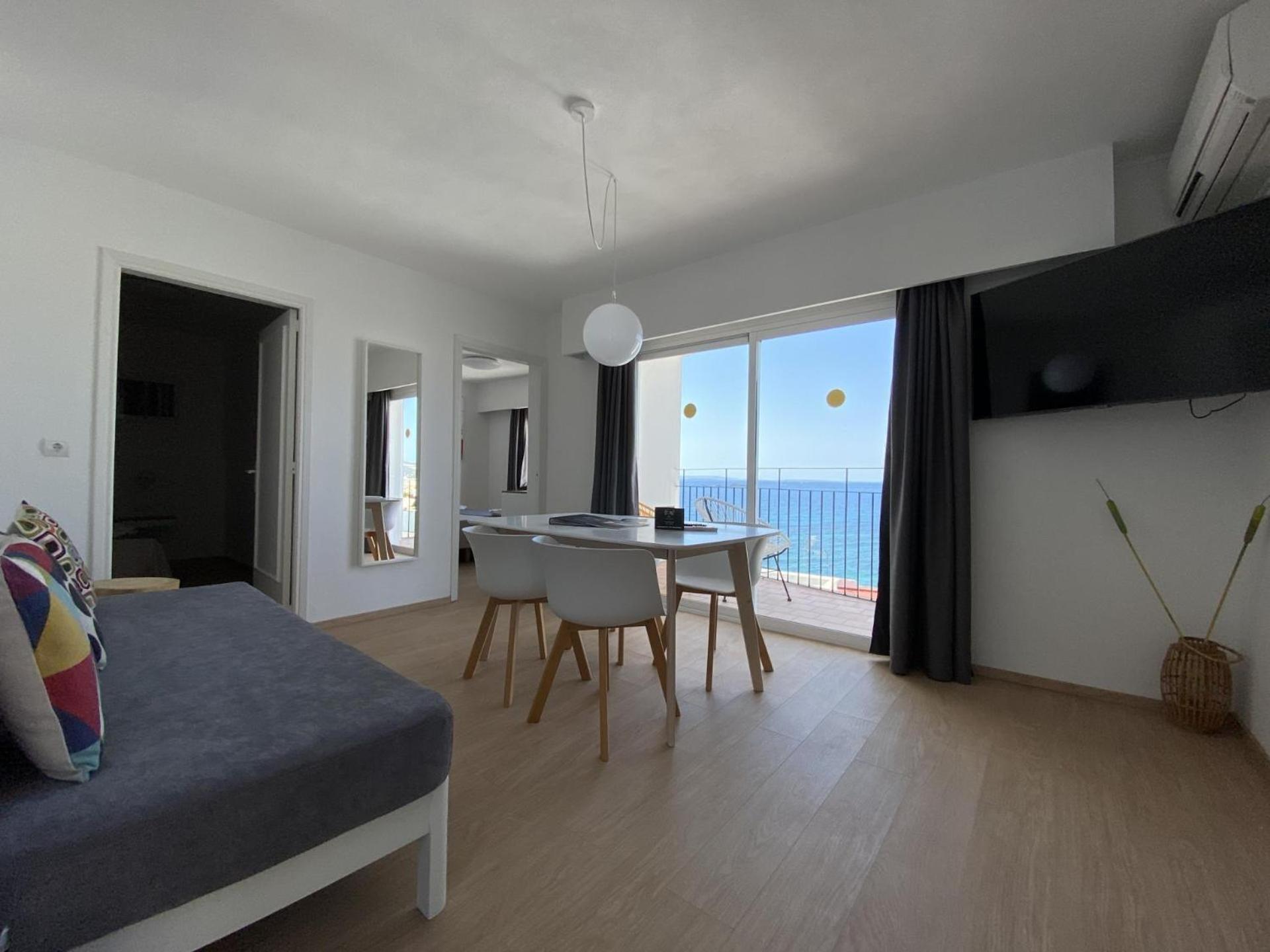 Cenit&apts. Sol Y Viento 2*