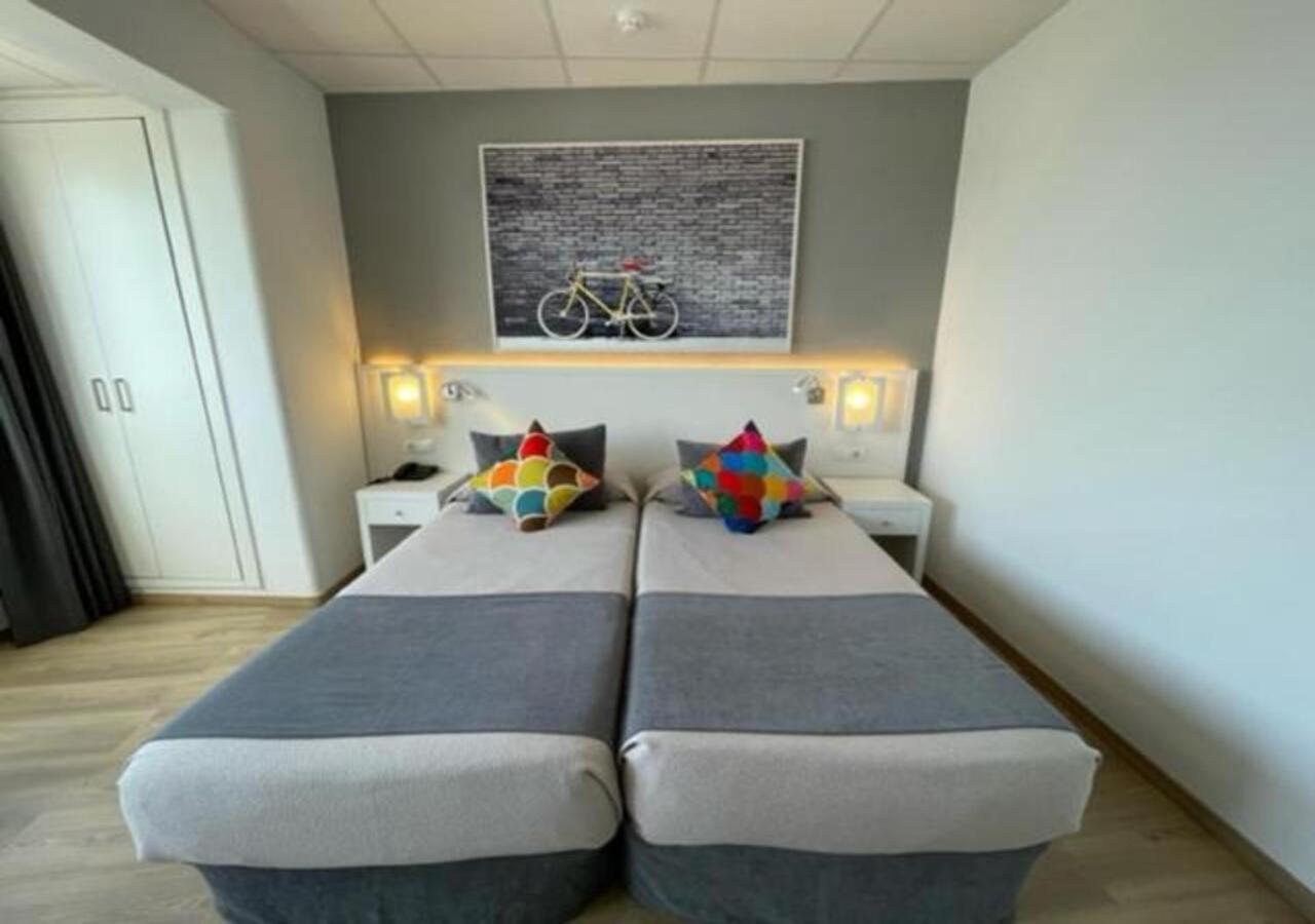 Cenit&apts. Sol Y Viento Ibiza