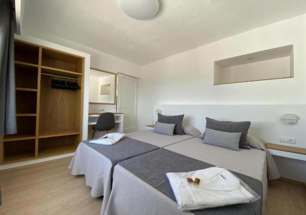 Apartahotel Cenit&apts. Sol Y Viento Ibiza